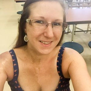 Meet your Posher, Whitney